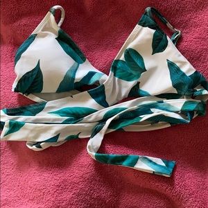 Wrap it up Tropical bikini top